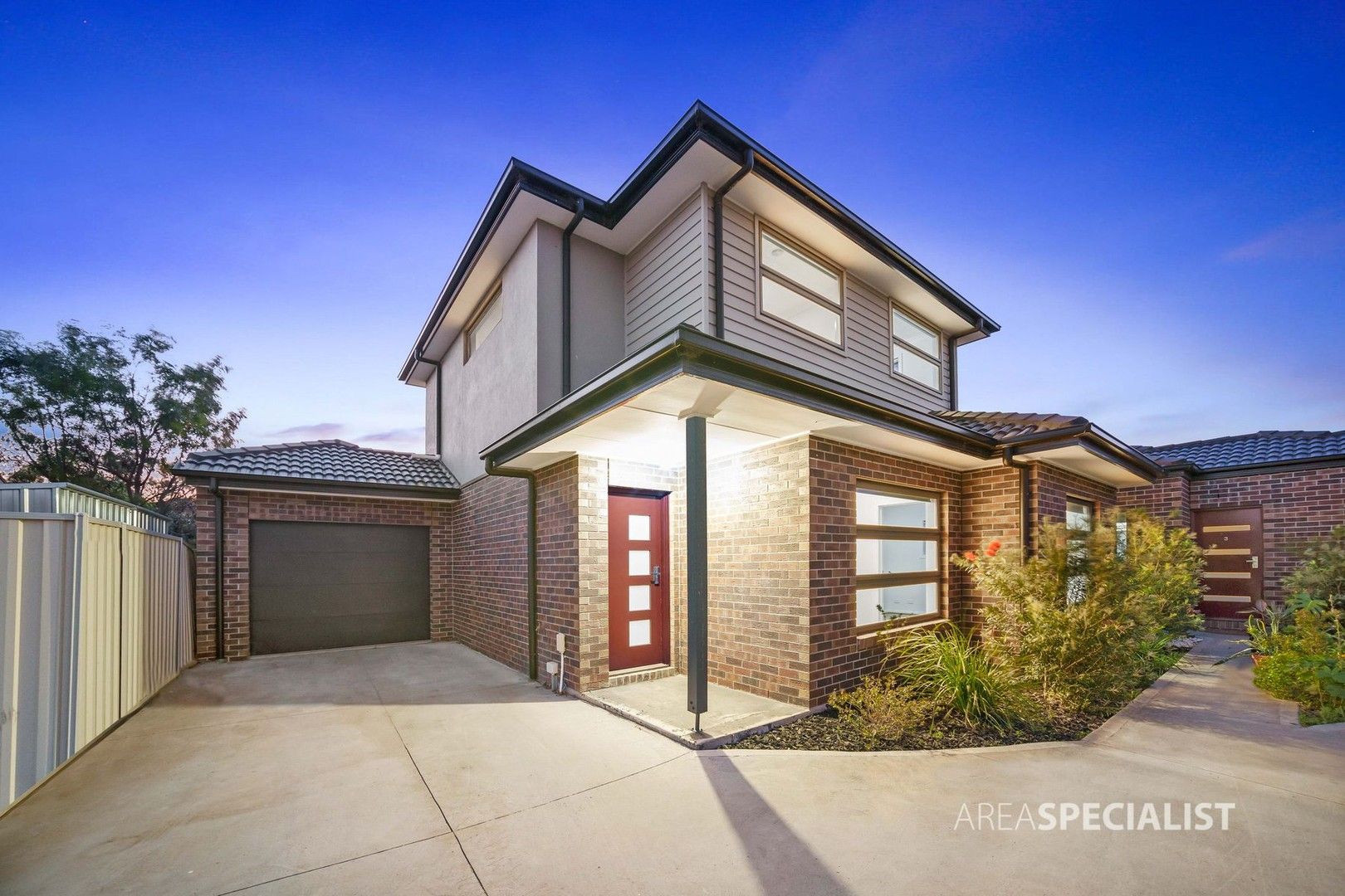 3 bedrooms House in 2/70 Feathertop Drive WYNDHAM VALE VIC, 3024