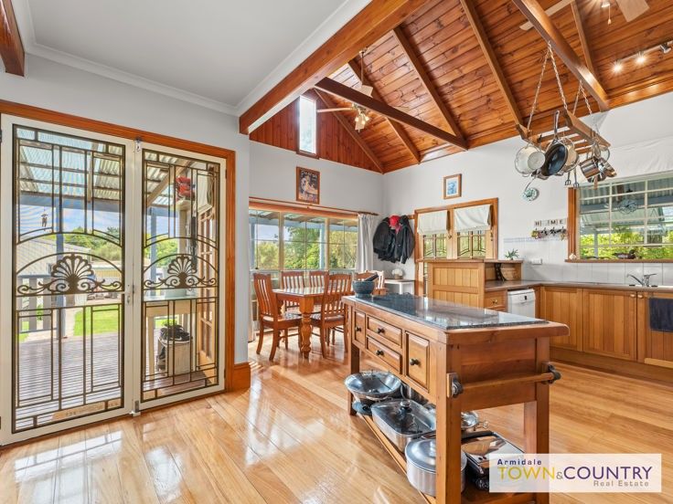 9 Wigan Avenue, Armidale NSW 2350, Image 1