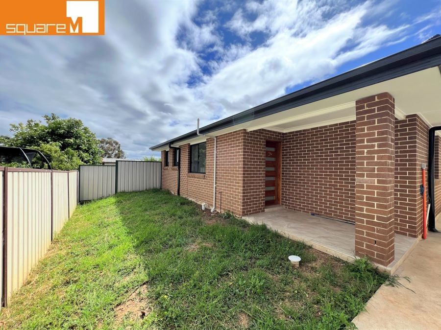 34A Lorenzo Crescent, Rosemeadow NSW 2560 House For Rent Domain