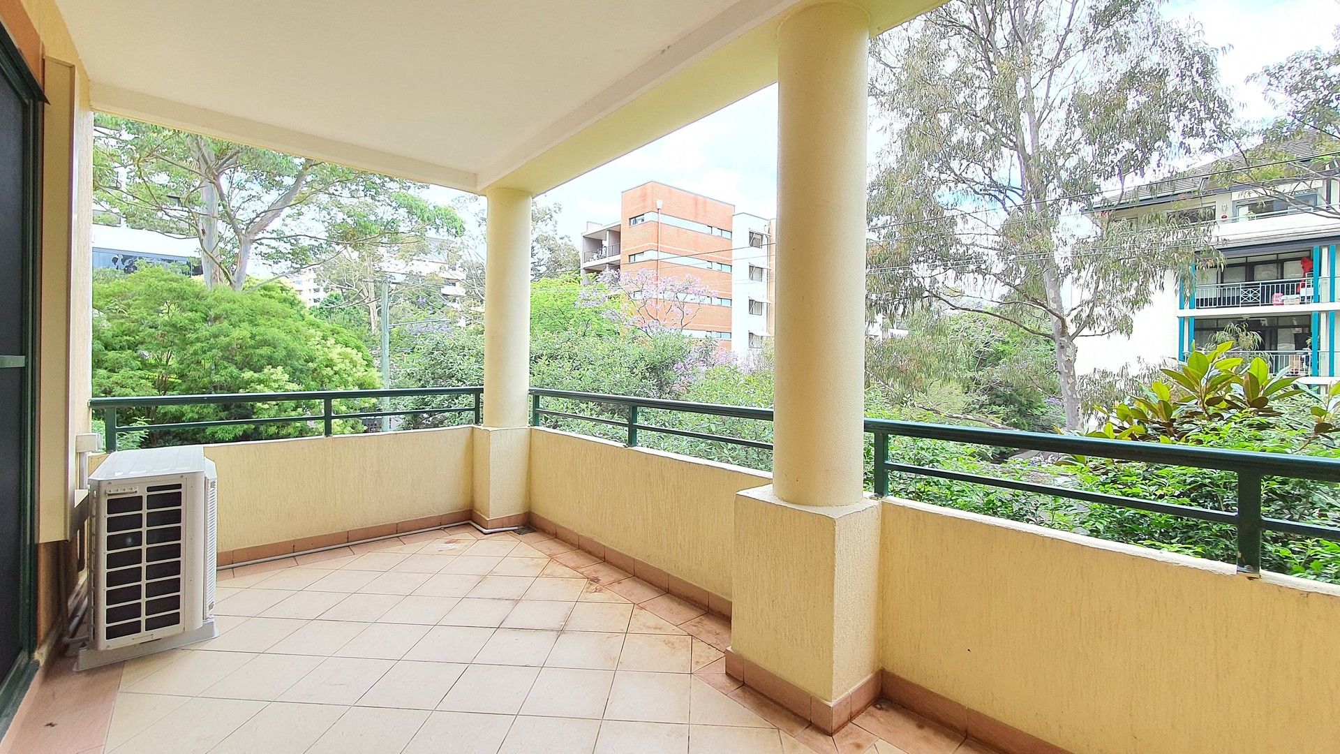 1 bedrooms Apartment / Unit / Flat in 10/7 Freeman Road CHATSWOOD NSW, 2067