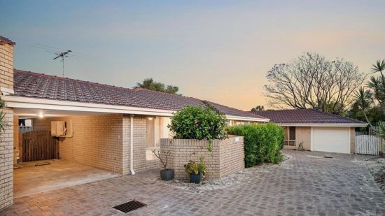 3 bedrooms Villa in 2/72 Beach Street BICTON WA, 6157