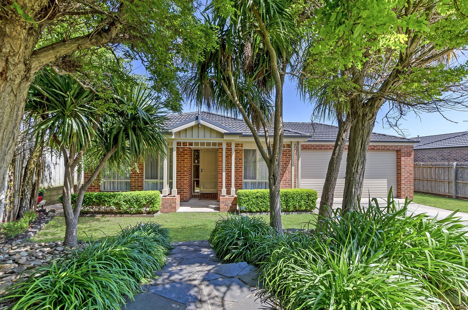 25 Adriana Crescent, Dennington Property History & Address Research