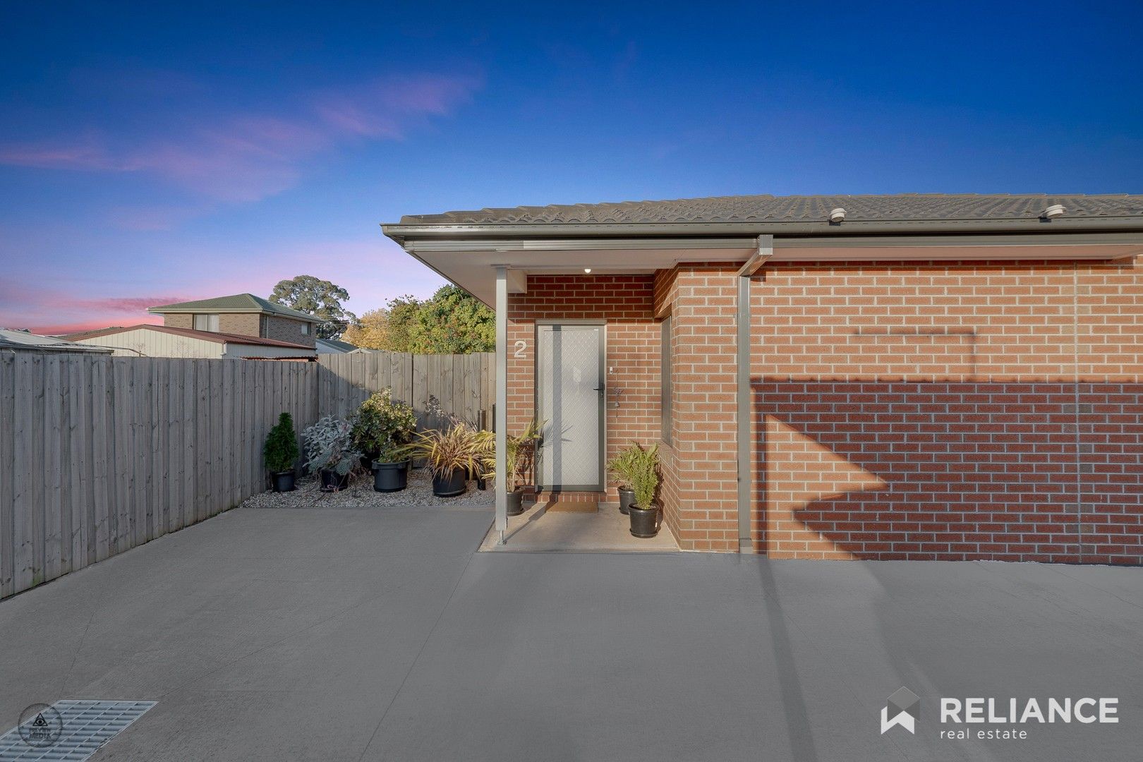 2/6 Gladstone Grove, Melton VIC 3337, Image 0