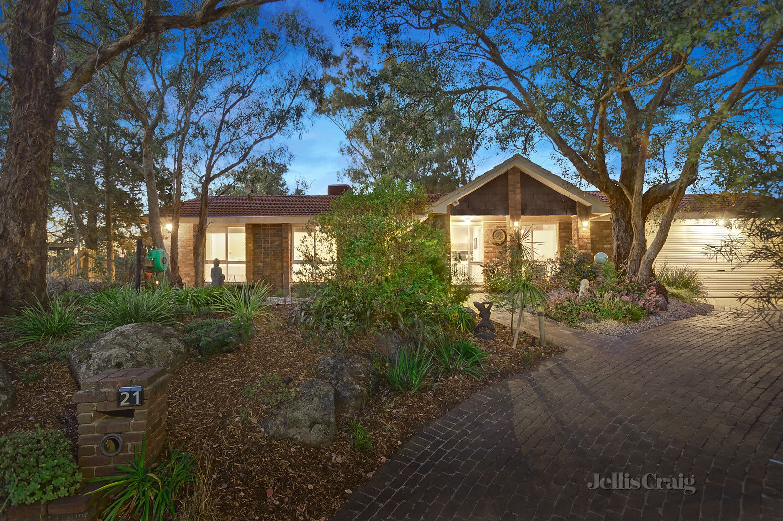 21 Ashdale Grove, Eltham VIC 3095, Image 1