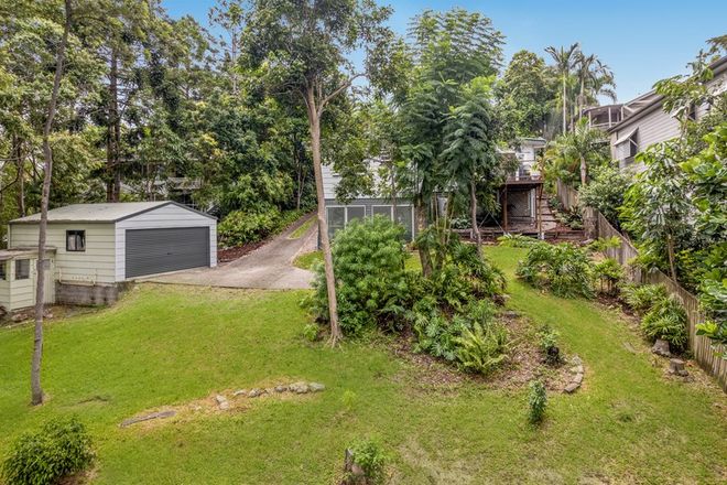 Picture of 13 Kerrydan Street, HOLLAND PARK WEST QLD 4121