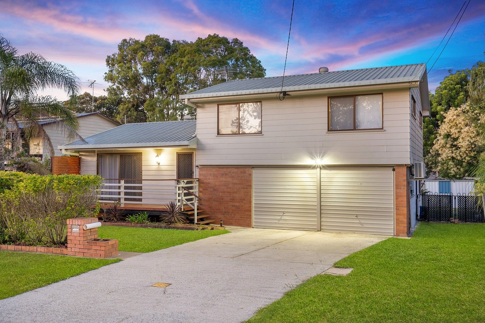 3 bedrooms House in 17 Shirley Street EAGLEBY QLD, 4207