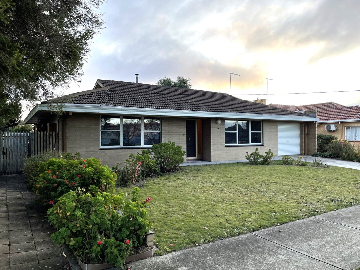 2 bedrooms House in 13A Polwarth Street COLAC VIC, 3250