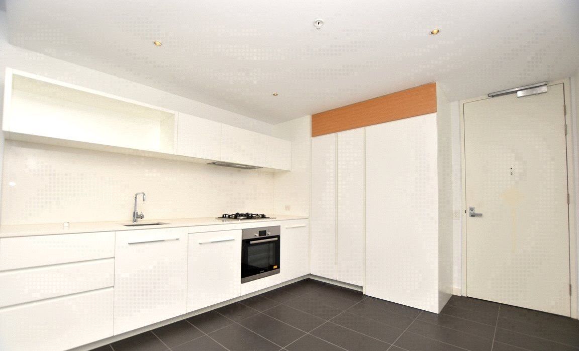 2 bedrooms Apartment / Unit / Flat in 1519/39 Coventry Street MELBOURNE VIC, 3004