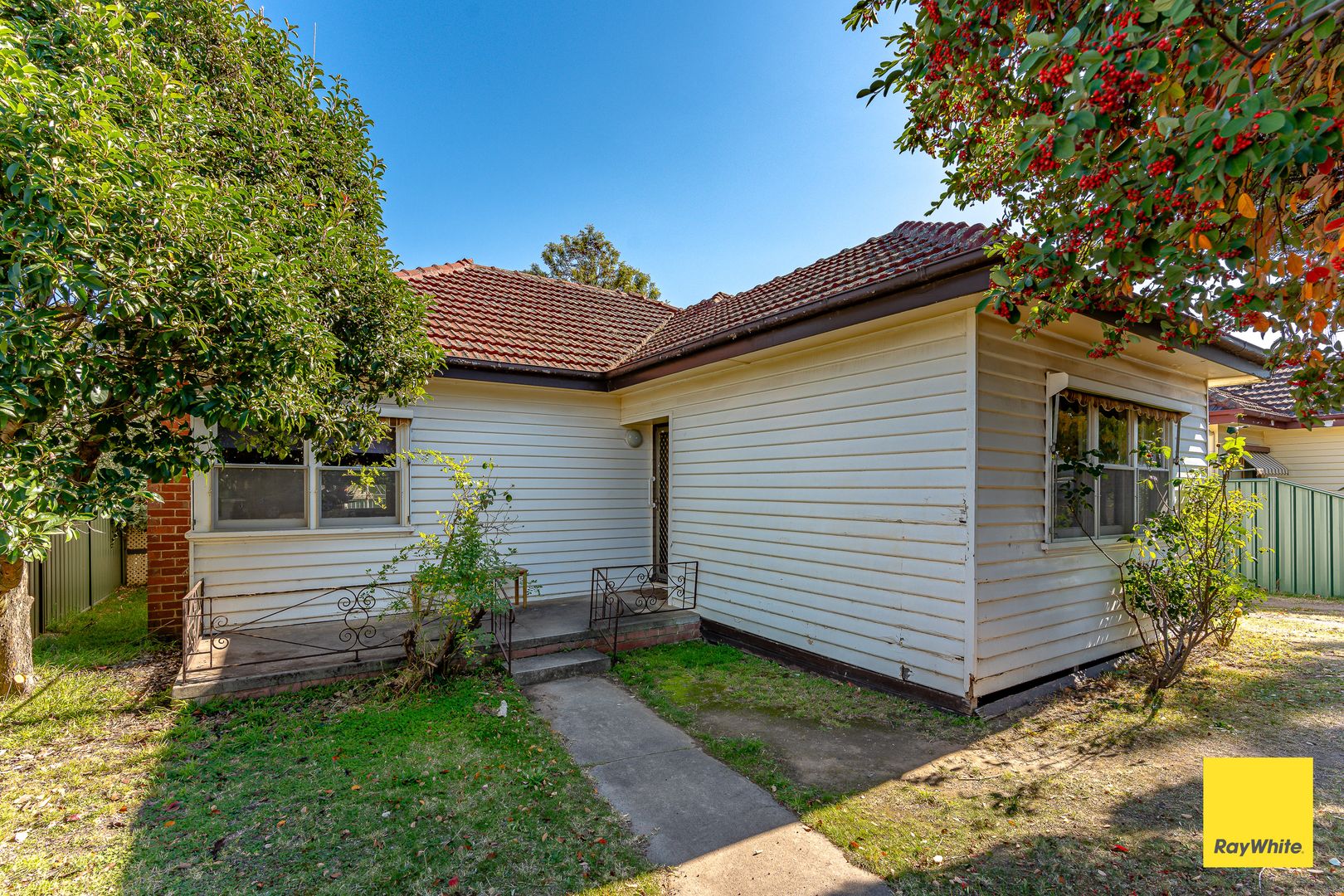 28 Carpenter Street, Kangaroo Flat VIC 3555, Image 1