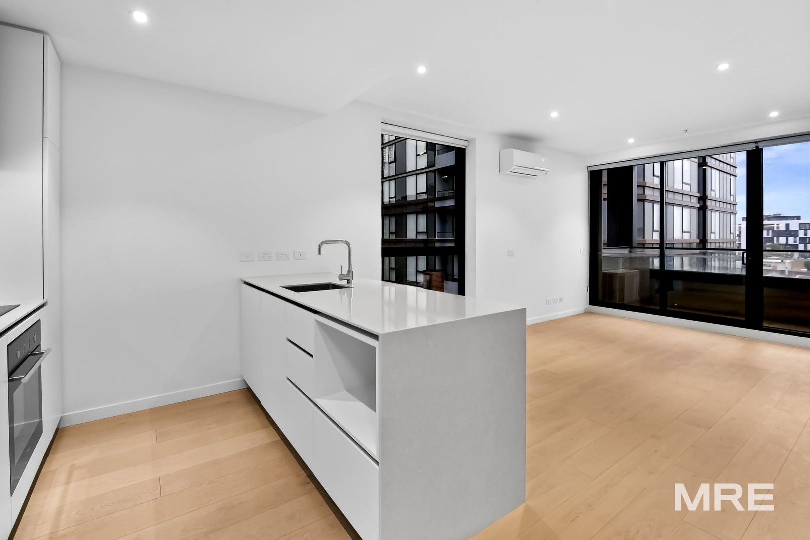 1 bedrooms Apartment / Unit / Flat in 505/7 Aspen Street MOONEE PONDS VIC, 3039