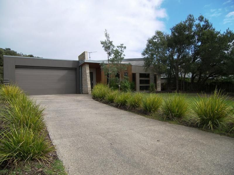 4 bedrooms House in Byron Cl RYE VIC, 3941