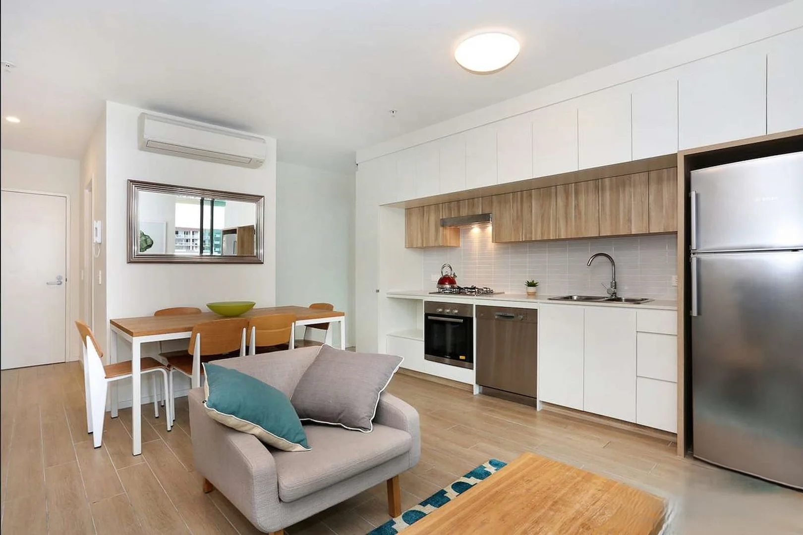 Additional image 5 of 50602/37b Harbour Rd, Hamilton QLD 4007