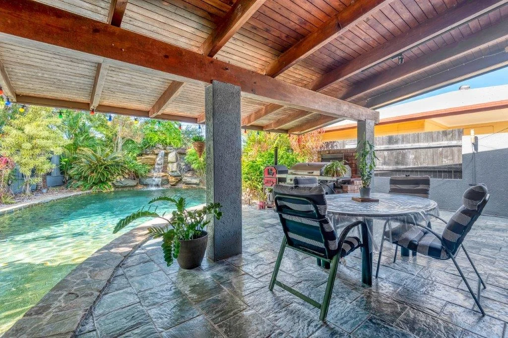 21 Maxwell Street, Mossman QLD 4873