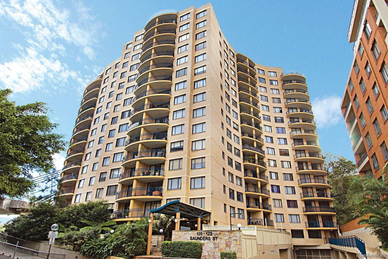 2 bedrooms Apartment / Unit / Flat in 2/120 Saunders Street PYRMONT NSW, 2009