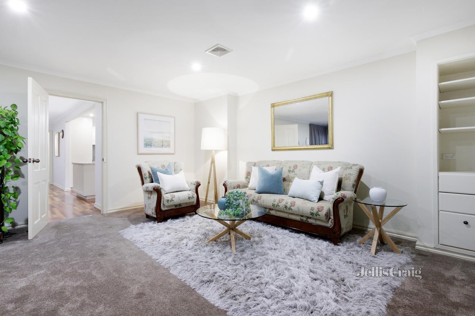 1 Deanswood Road, Forest Hill VIC 3131, Image 1