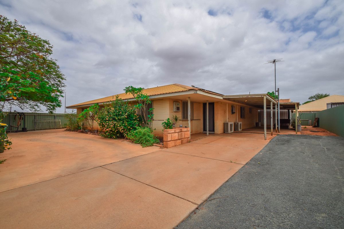 5 bedrooms House in 16 Marra Court SOUTH HEDLAND WA, 6722