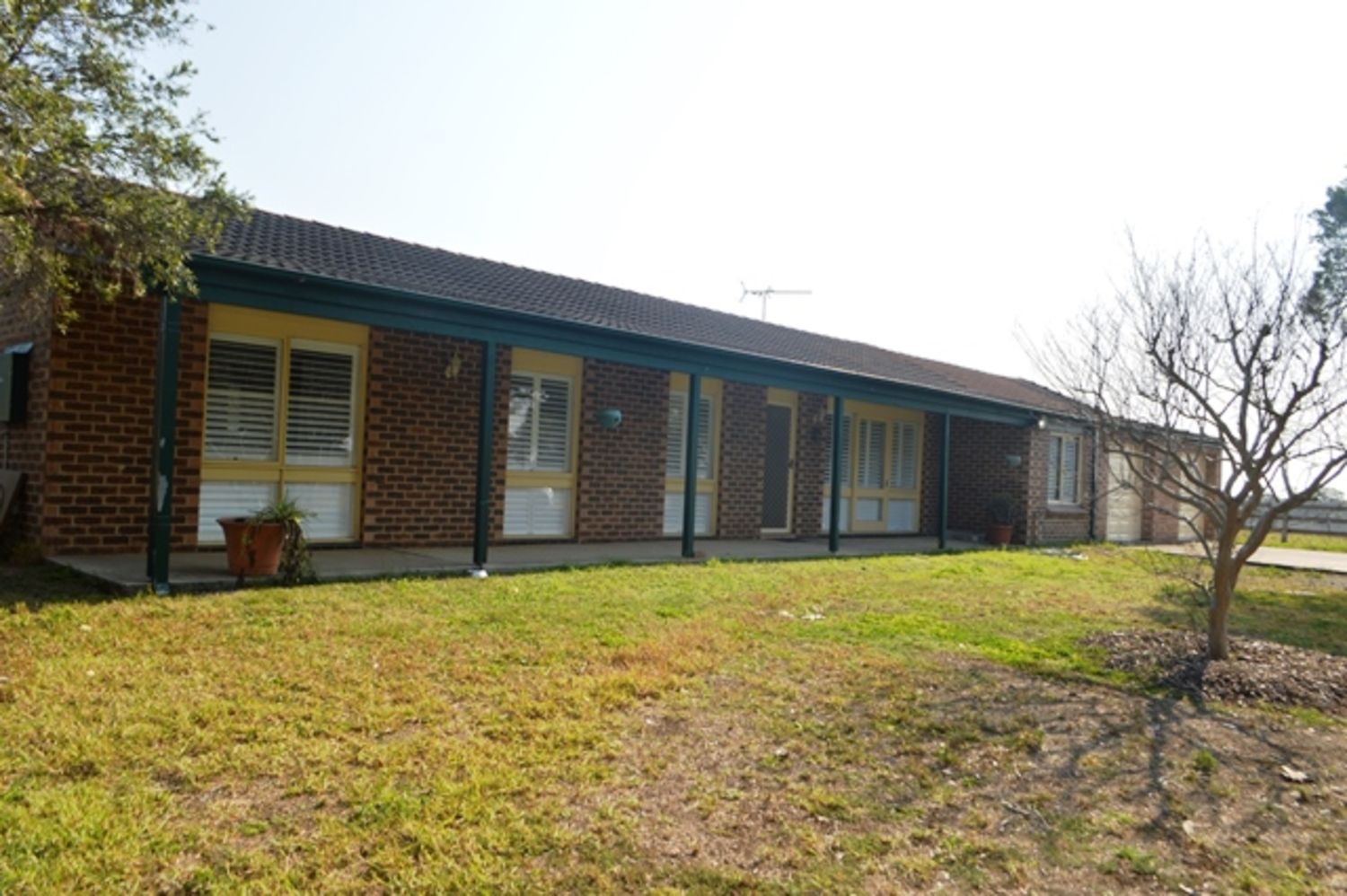 425441 Luddenham Road, Luddenham Property History & Address Research