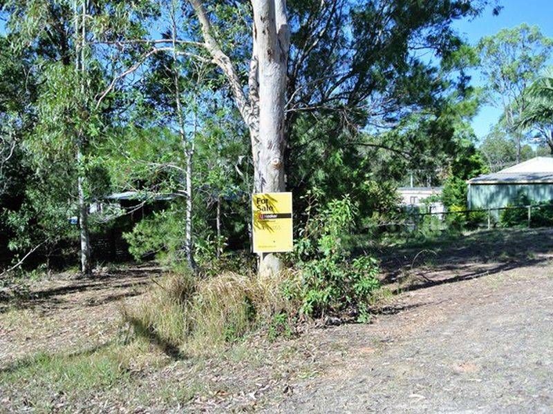66 High Central Road, Macleay Island QLD 4184, Image 2