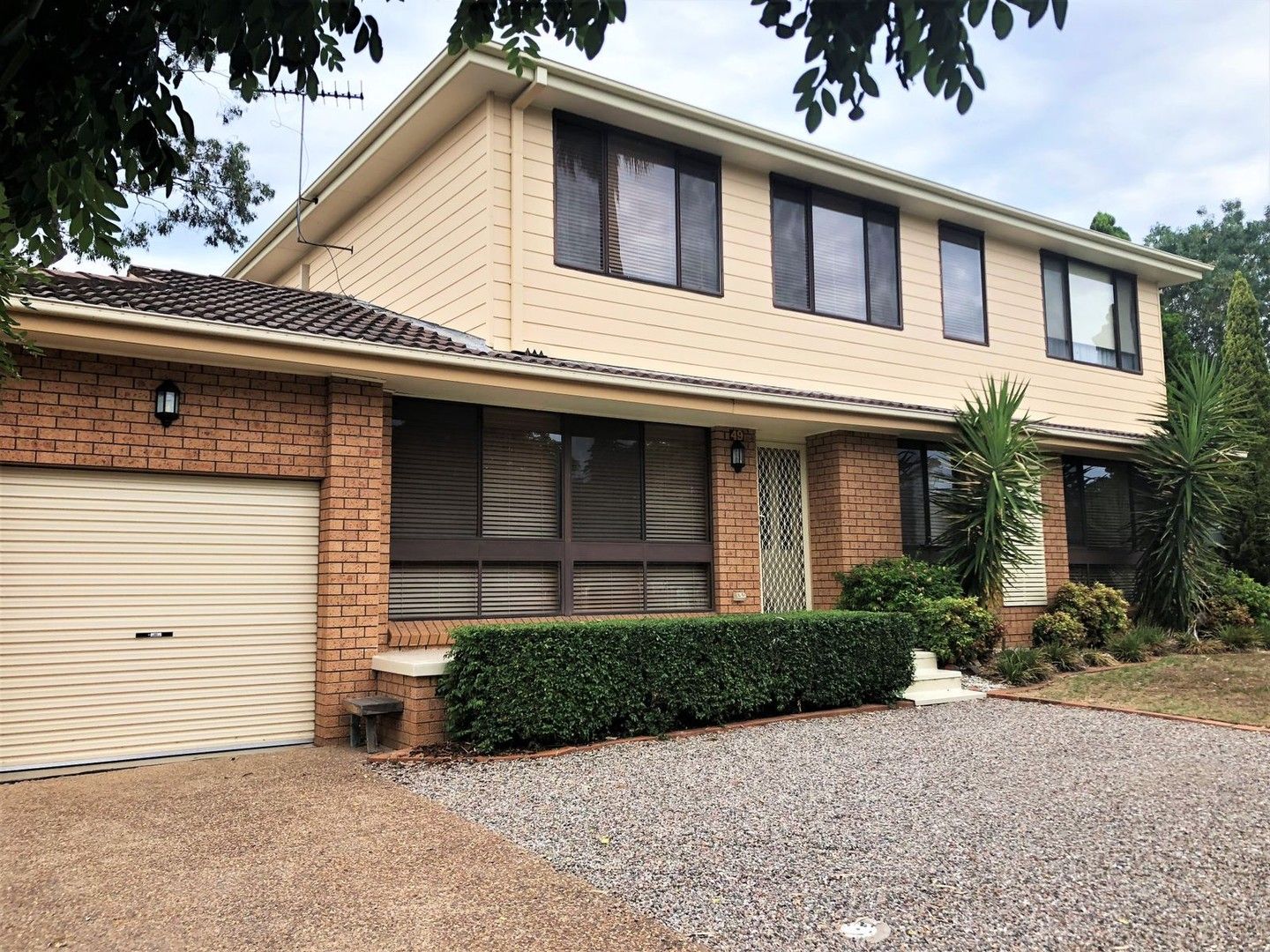 49 Evelyn Street, Macquarie Fields NSW 2564 House For Rent Domain