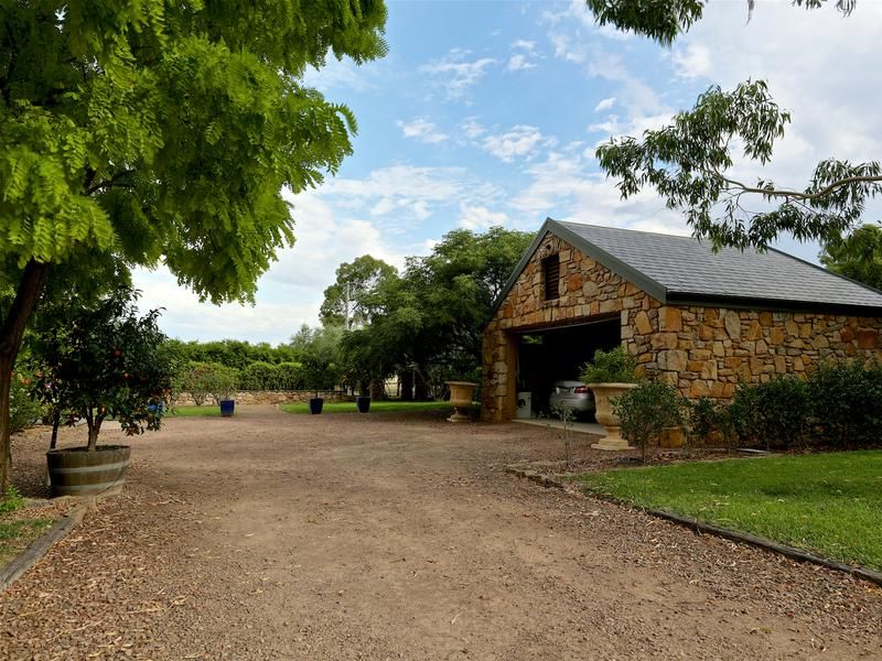 54 Longwood-Mansfield Road, Euroa VIC 3666, Image 2