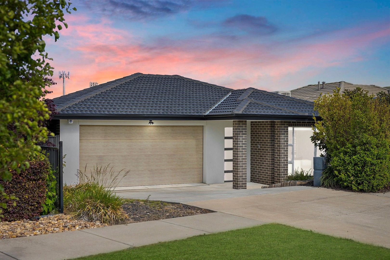 9 Bellhouse Crescent, Moncrieff ACT 2914, Image 0