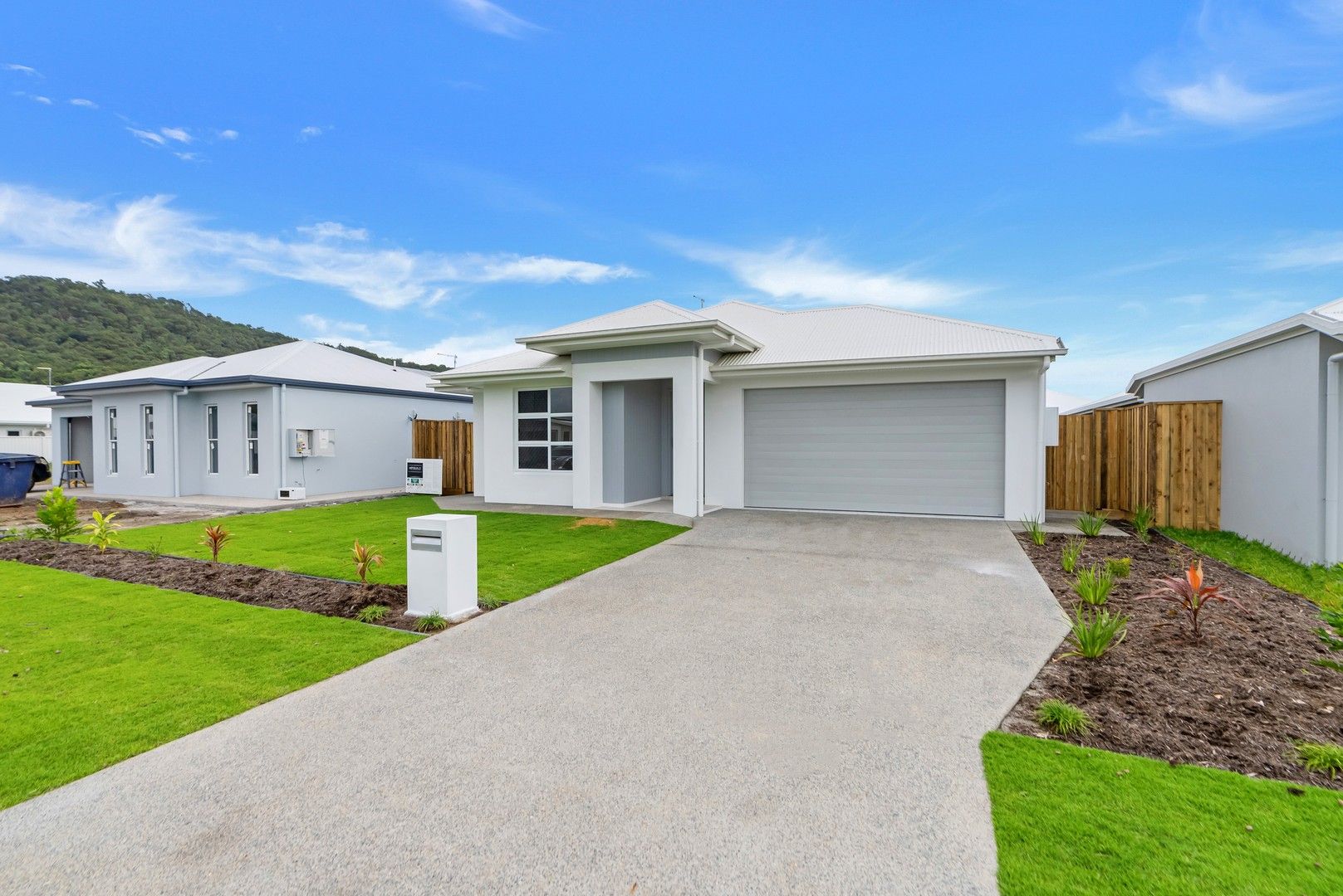 27 Skipper Court, Trinity Beach QLD 4879, Image 0