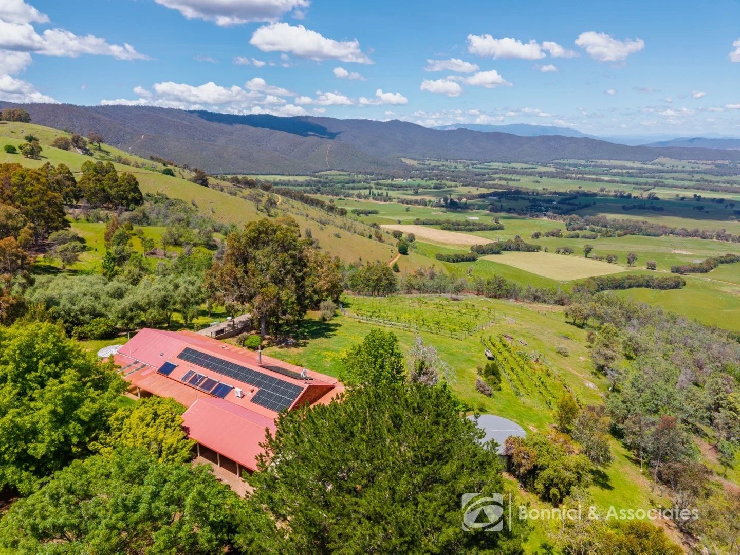 69 Ryan Lane, Beechworth VIC 3747