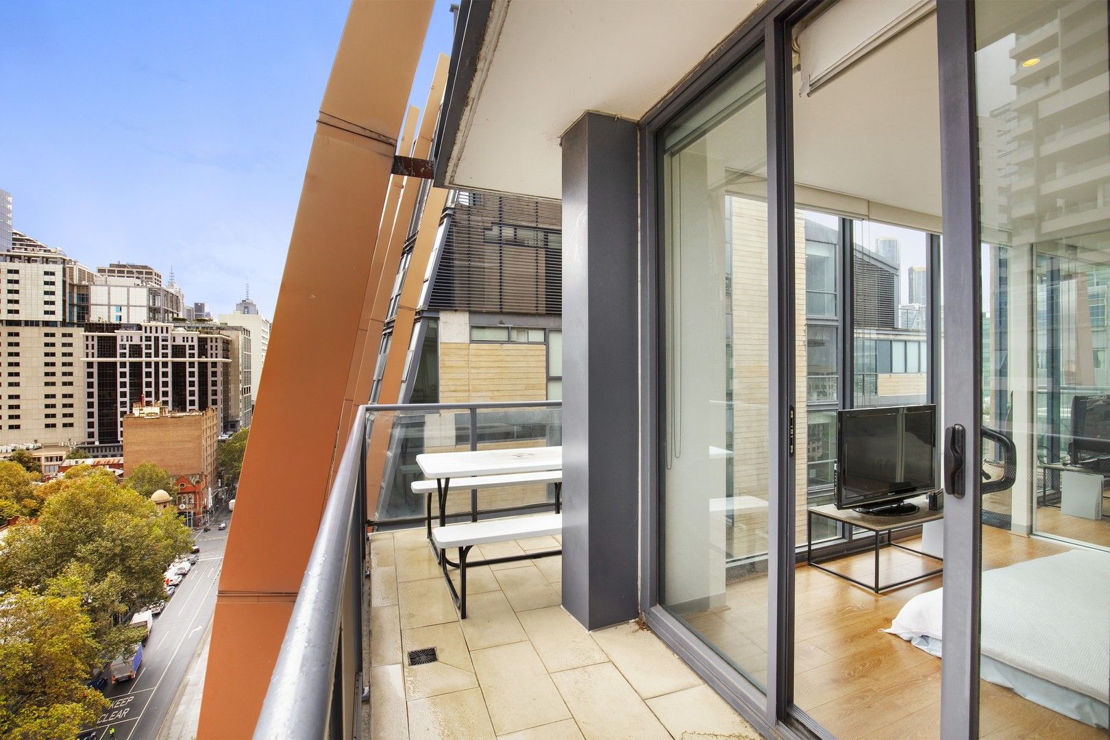 1 bedrooms Apartment / Unit / Flat in 1412/565 Flinders Street MELBOURNE VIC, 3000
