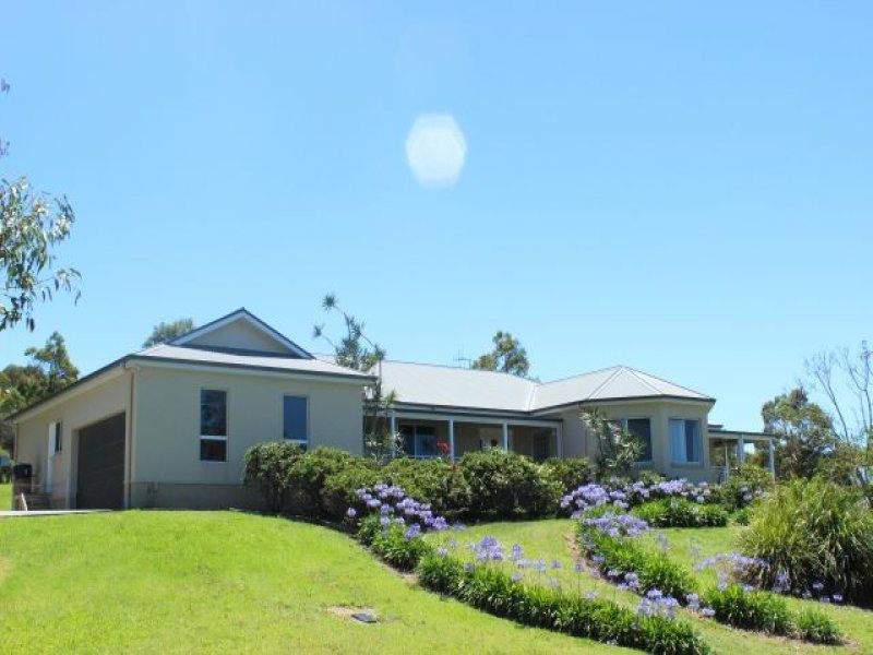 2 The Ridge, Hallidays Point NSW 2430, Image 0