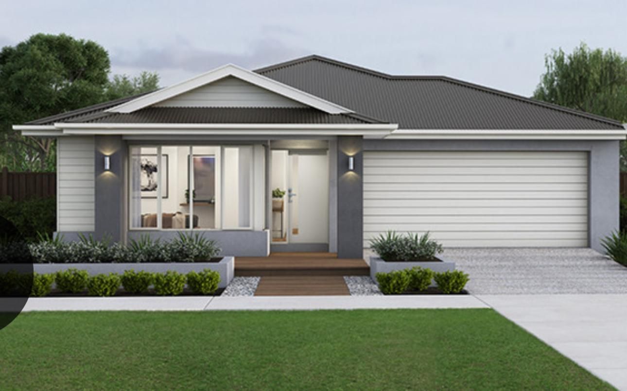 4 bedrooms House in 15 Papyrus Way ROCKBANK VIC, 3335