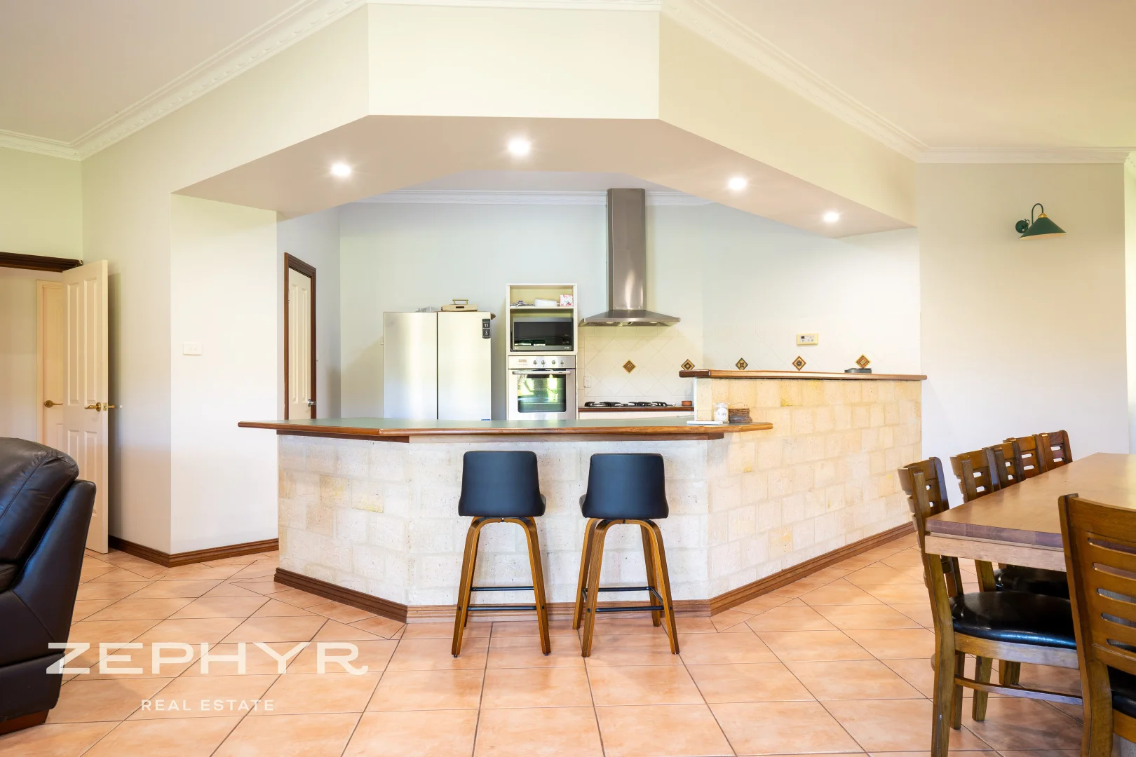 Additional image 8 of 11 The Dress Circle, Henty WA 6236