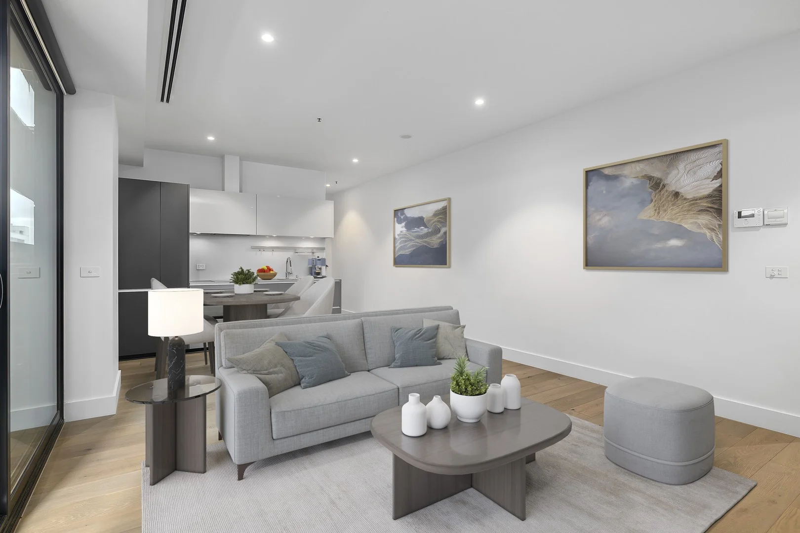 912/14 Queens Road, Melbourne VIC 3004