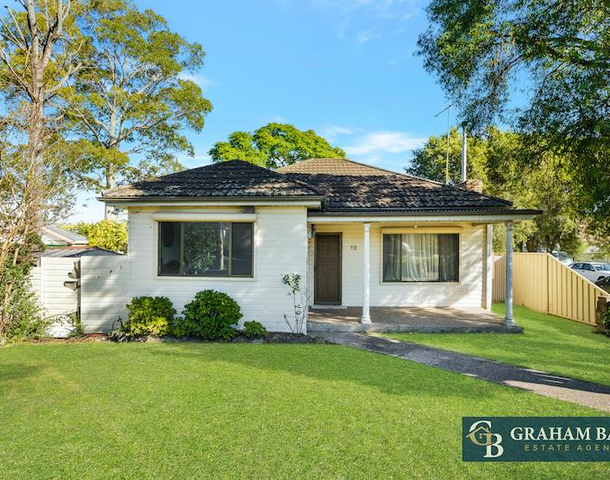 118 The Horsley Drive , Carramar NSW 2163