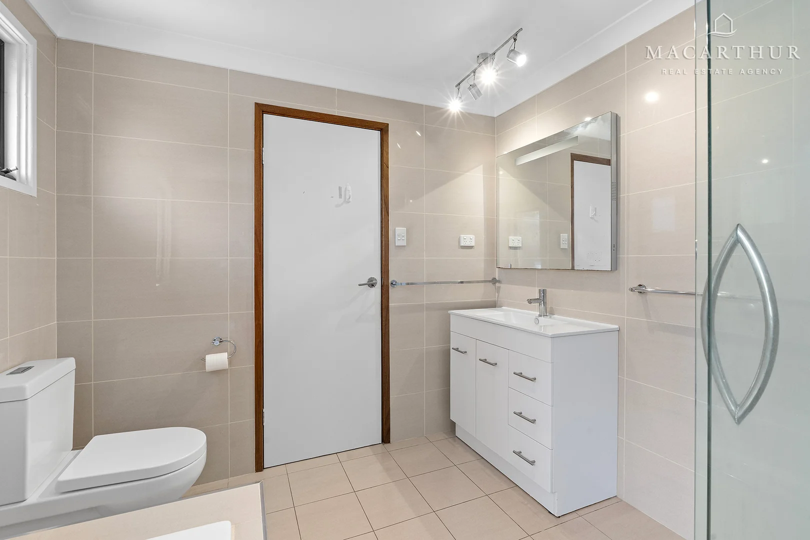 Additional image 9 of 6 Telopea Crescent, Lake Albert NSW 2650