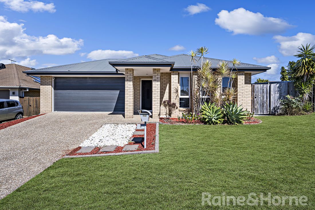 4 bedrooms House in 3 Yarrow Circuit GRIFFIN QLD, 4503