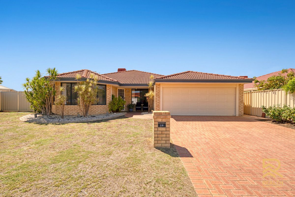 19 Vere Parkway, Canning Vale WA 6155, Image 0