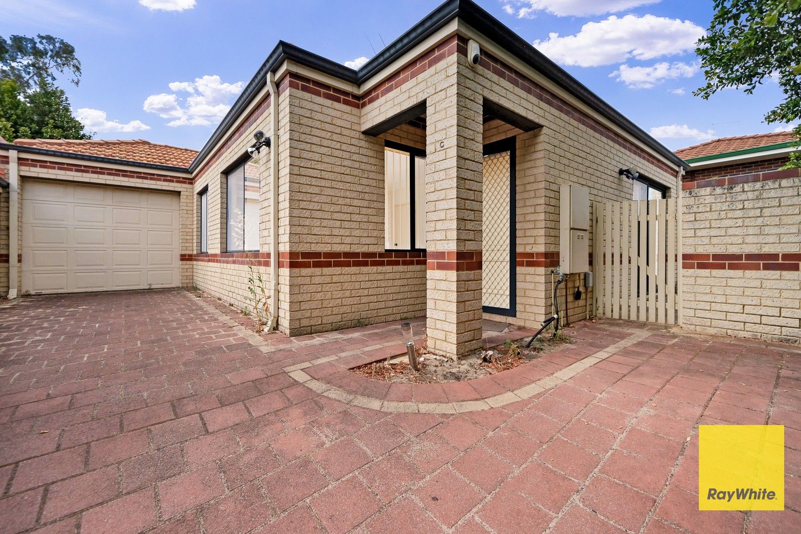 3 bedrooms House in 356C Wanneroo Road NOLLAMARA WA, 6061