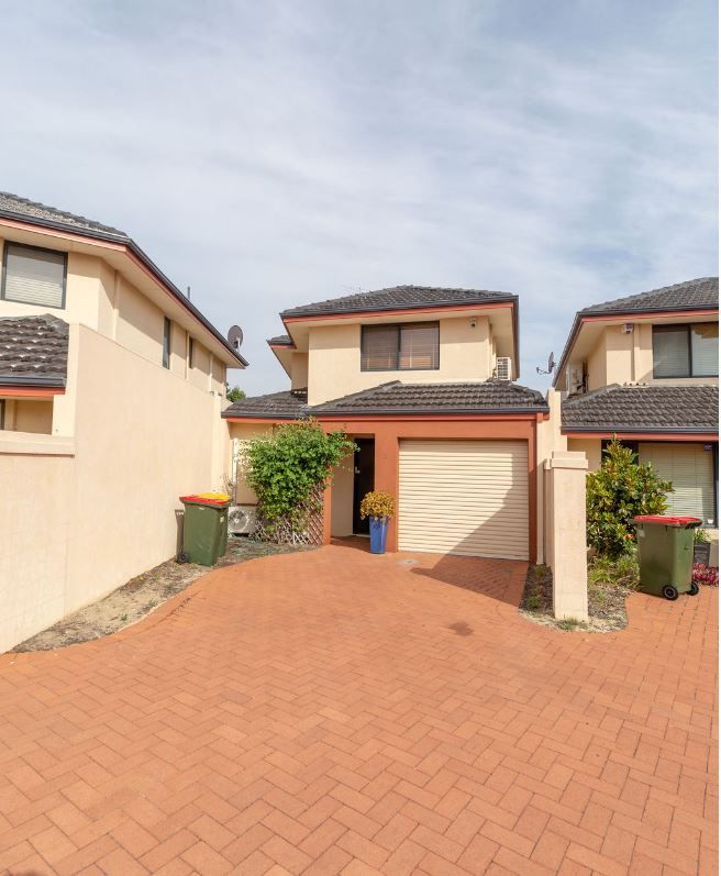 3 bedrooms Townhouse in 3/22 Dolphin Way YANGEBUP WA, 6164