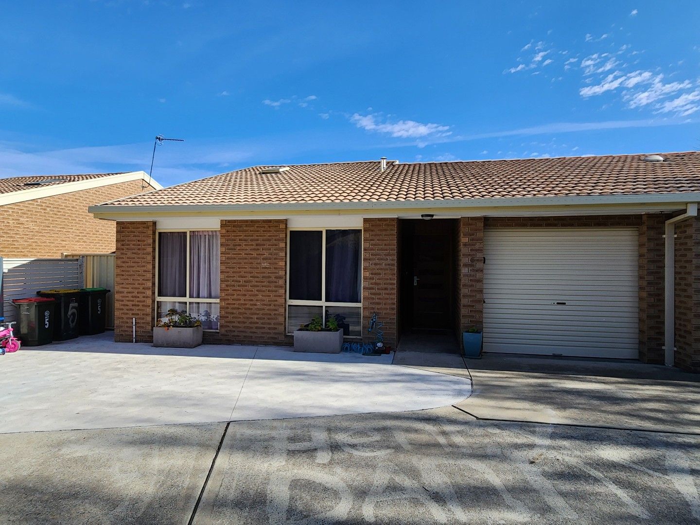 3 bedrooms Townhouse in UNIT 5/7 SOMMERS STREET CONDER ACT, 2906