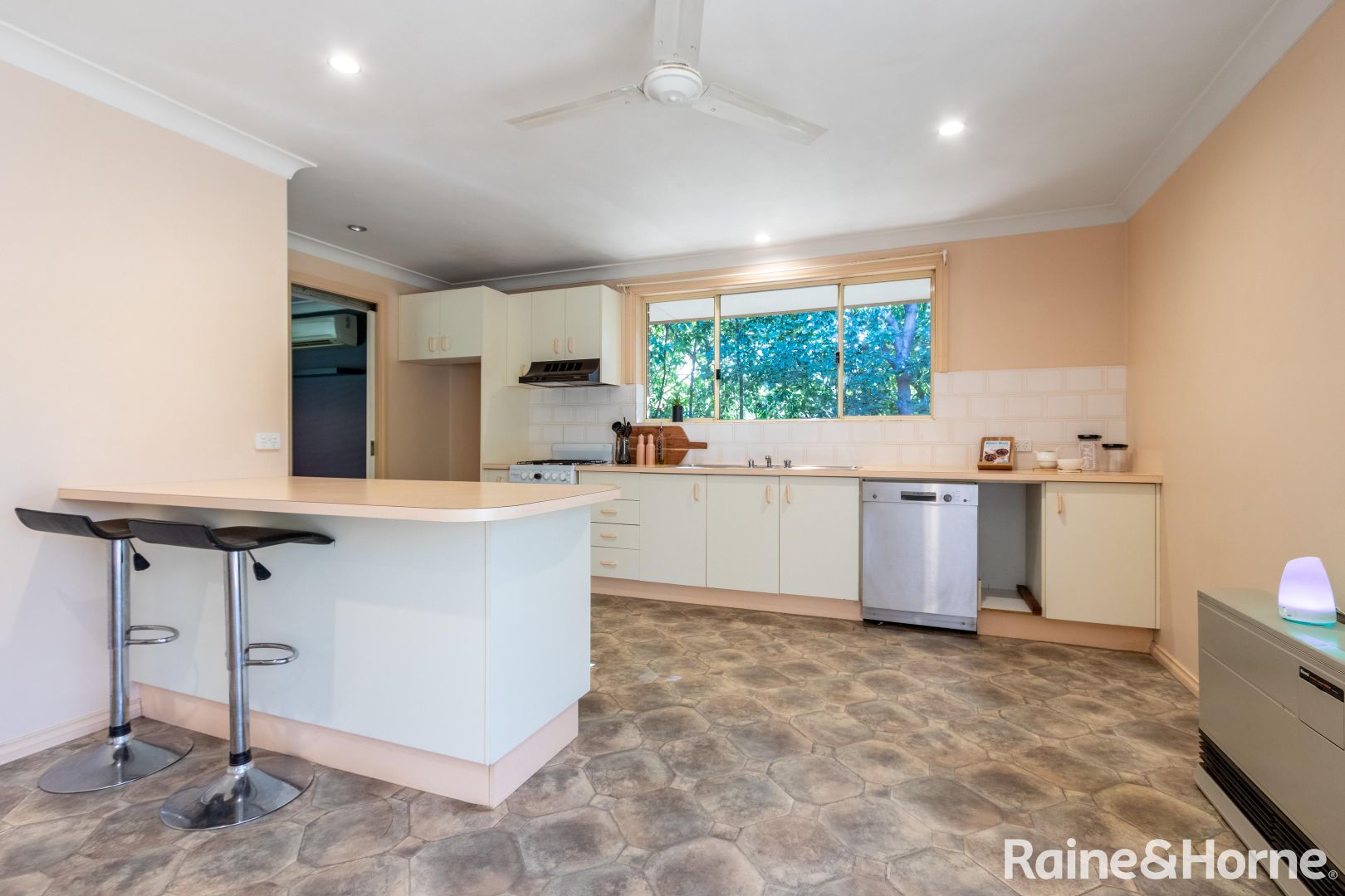 45 Green Street, West Bathurst NSW 2795, Image 1