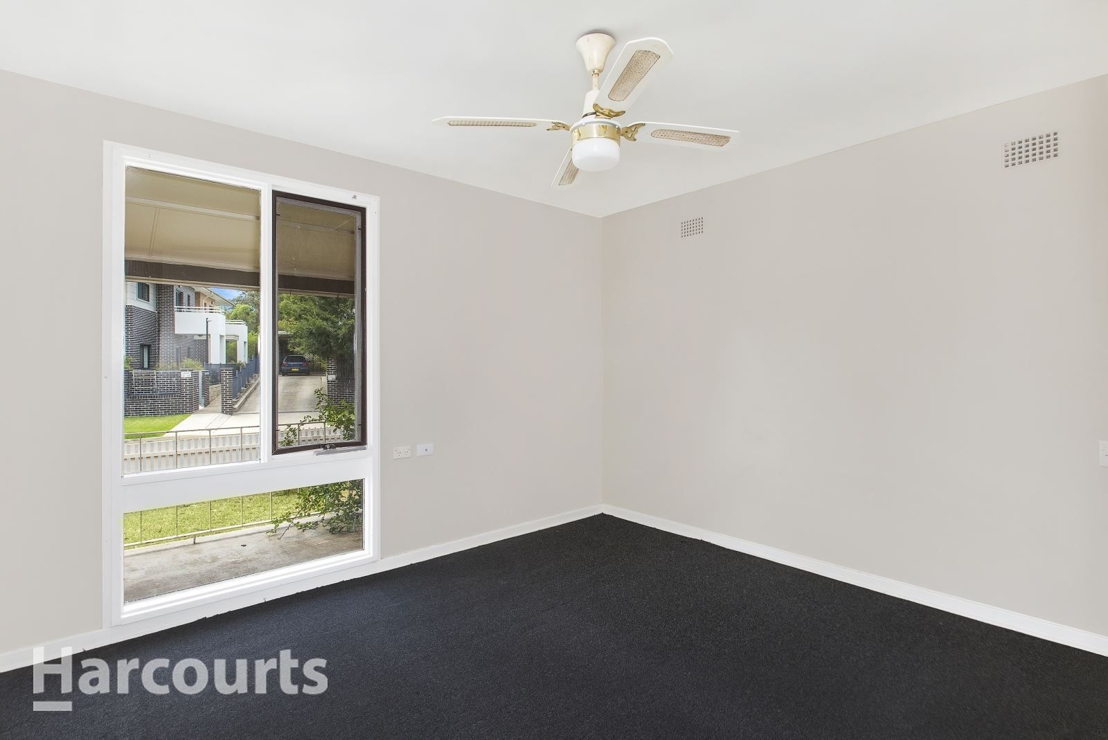 12 Creigan Road, Bradbury NSW 2560, Image 2