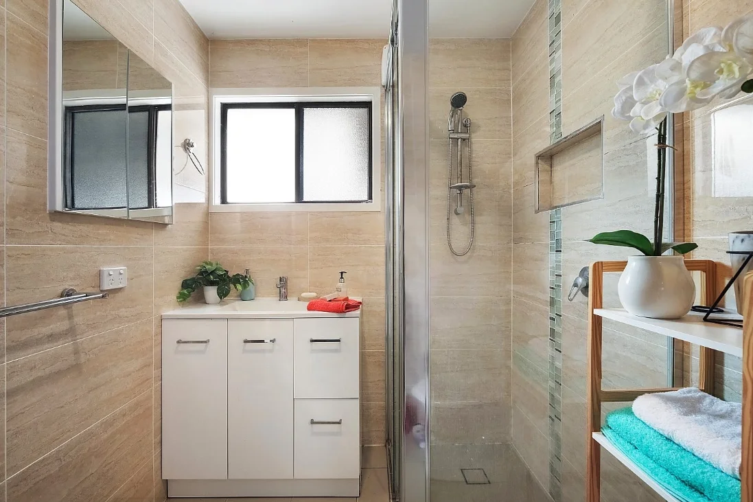 Additional image 7 of Rooms/11 Black Swan Street, Berkeley Vale NSW 2261