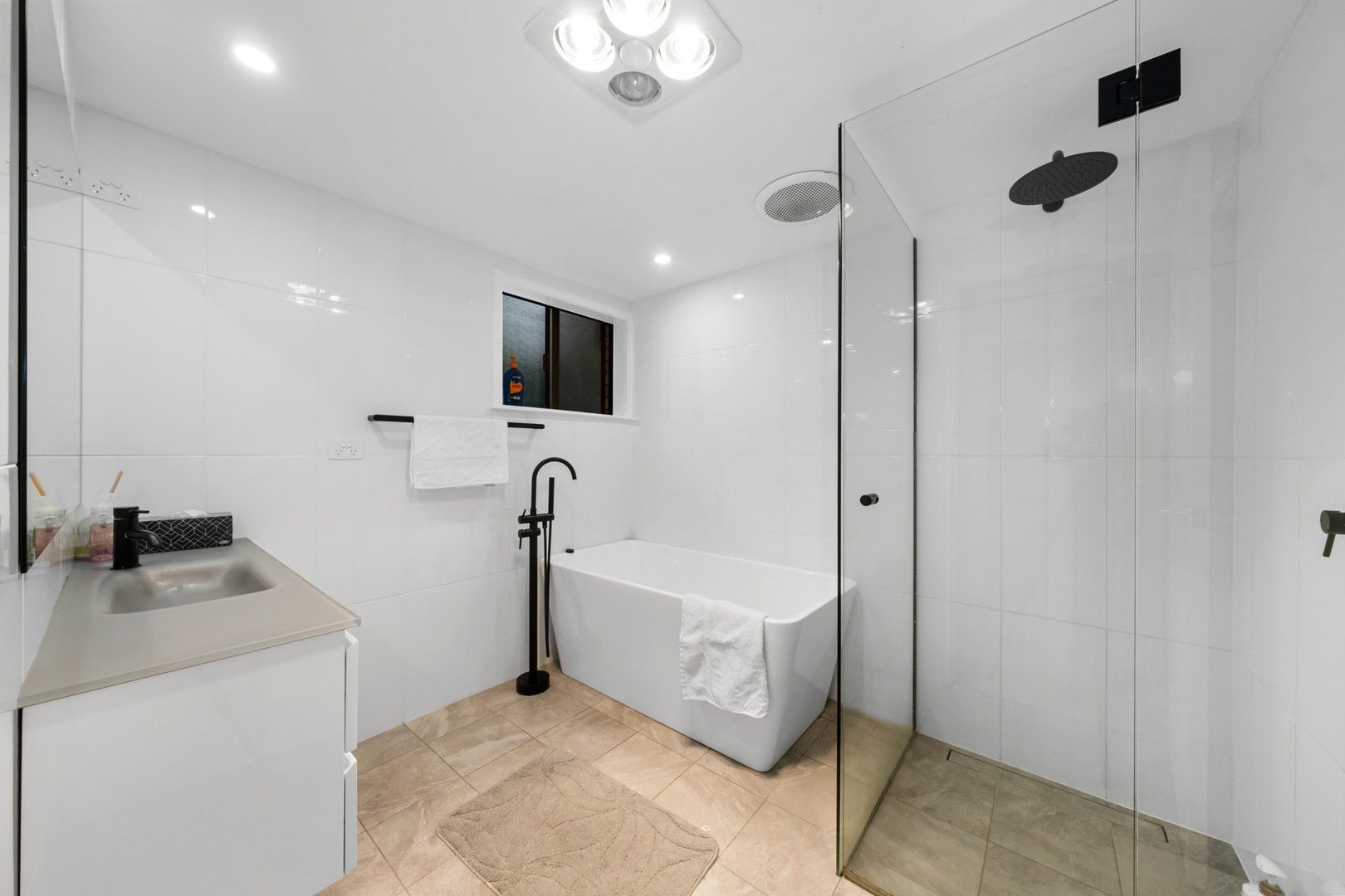30 Penang St, Point Clare NSW 2250, Image 2