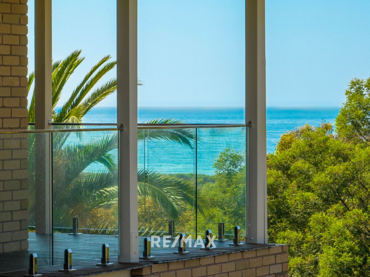 25 Lyrebird Court Lakes Entrance VIC 3909 Domain