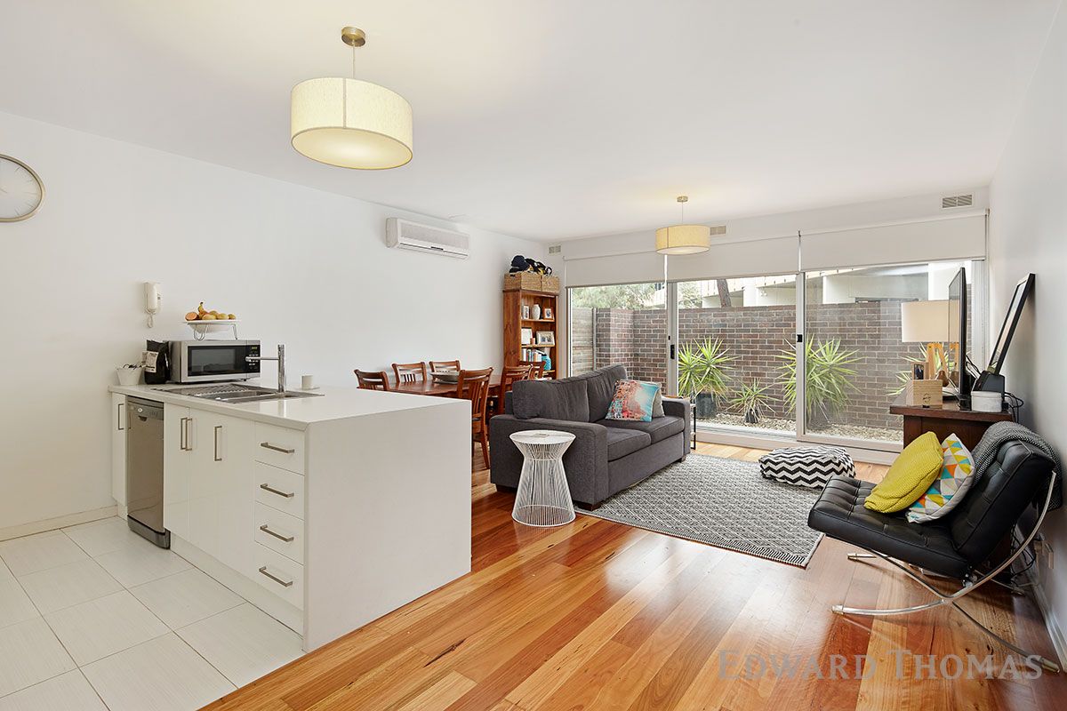 1 bedrooms Apartment / Unit / Flat in 110/80 Speakmen Street KENSINGTON VIC, 3031