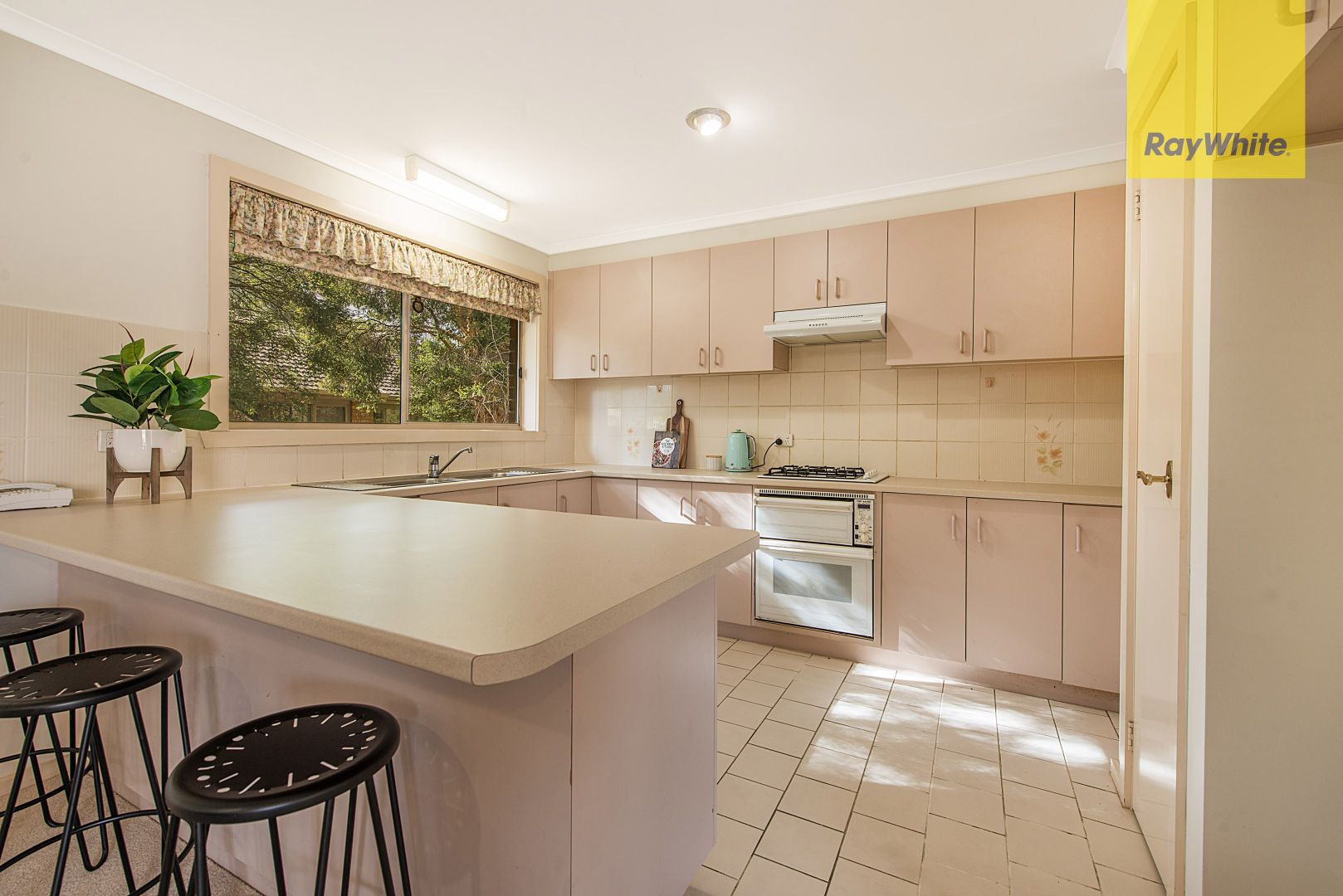 8/379-381 Dorset Road, Croydon VIC 3136, Image 2