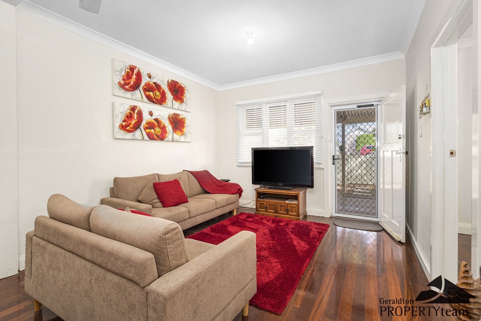 231 First Street, Wonthella WA 6530, Image 1