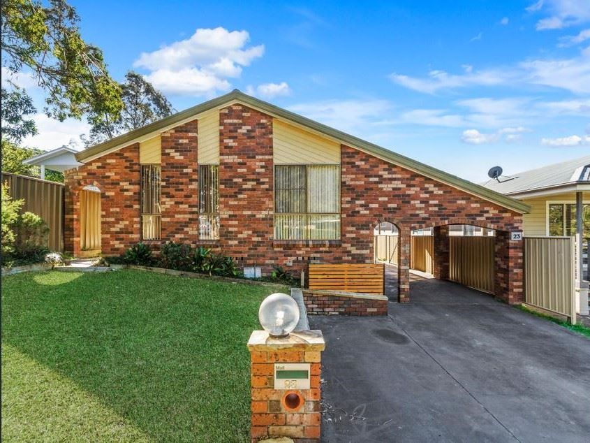 3 bedrooms House in 23 Dulwich Road SPRINGFIELD NSW, 2250