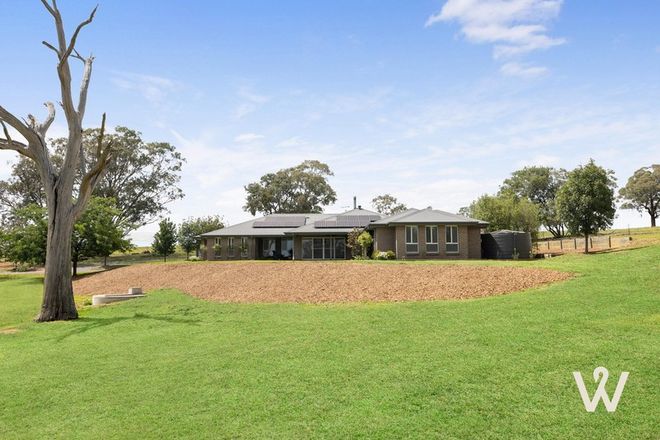 Picture of 7 Parklands Avenue, MURRUMBATEMAN NSW 2582