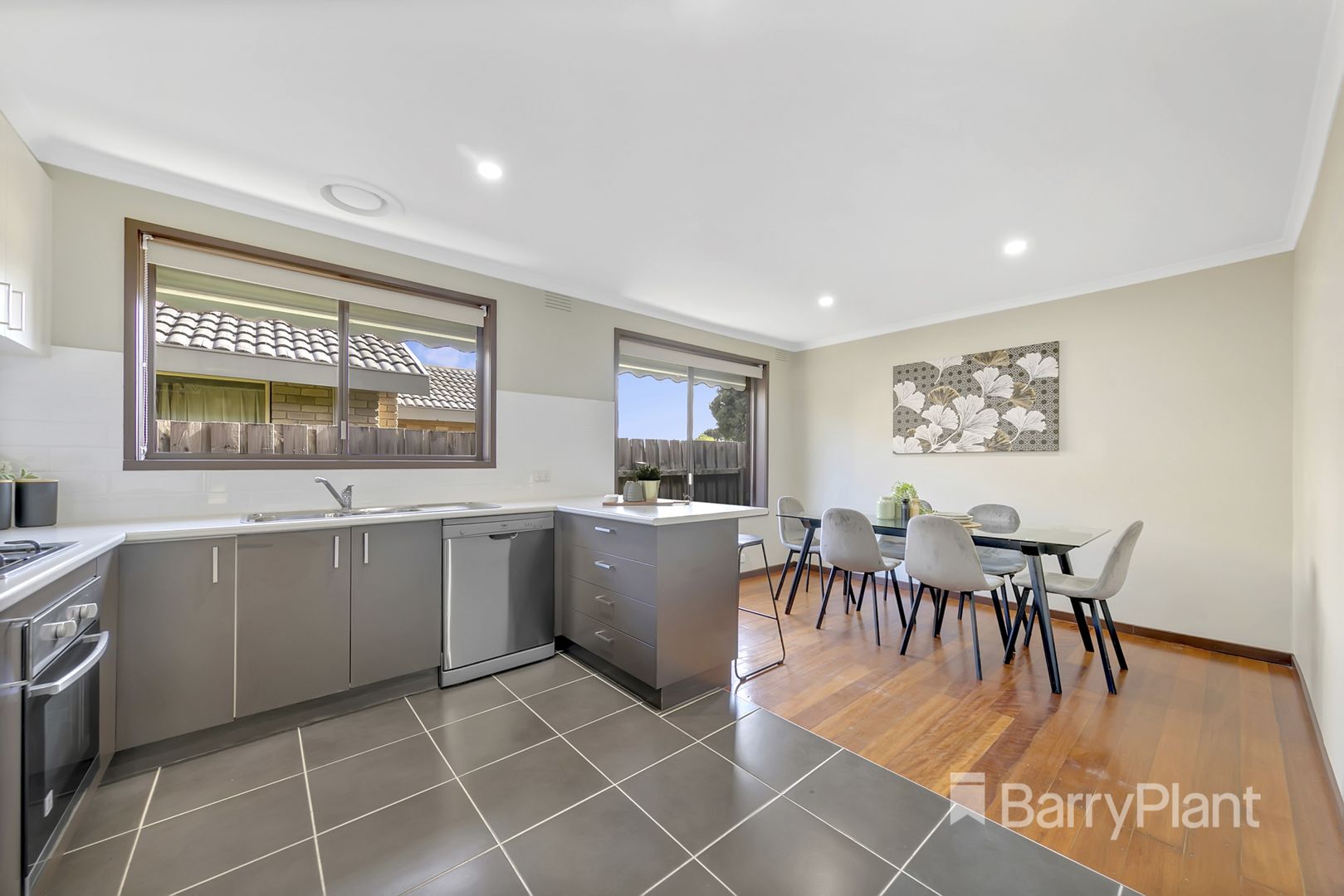 1 Gloaming Court, Mill Park VIC 3082, Image 2